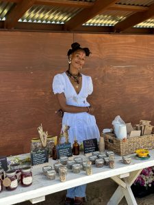 Farm stand in use